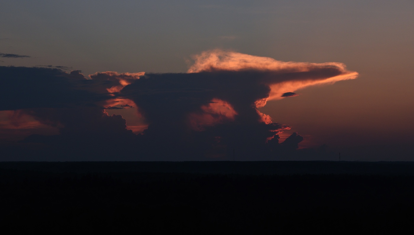 "Все исчерпан лимит, опускается ночь ..."