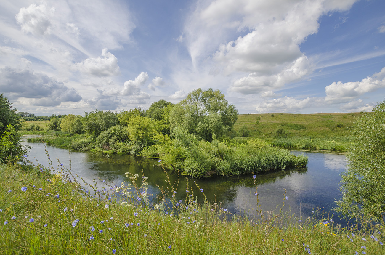 Летели облака