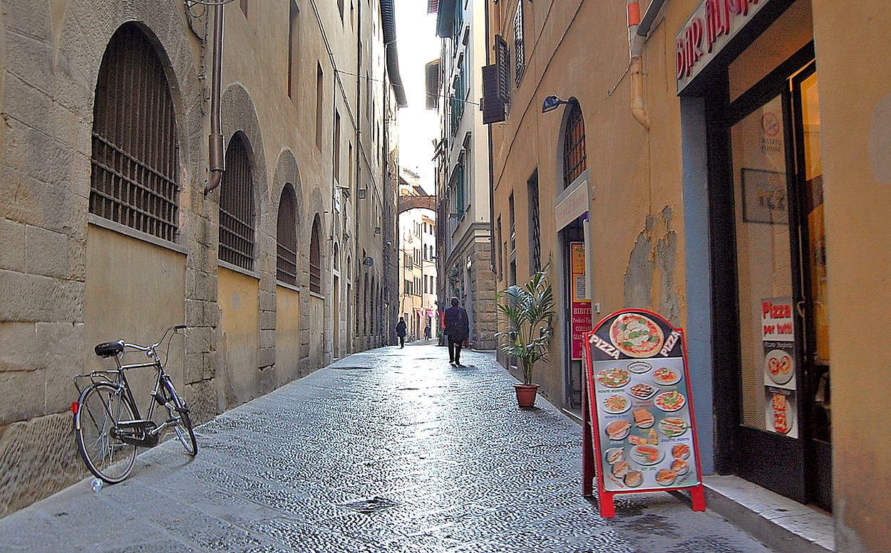 Улочка во Флоренции