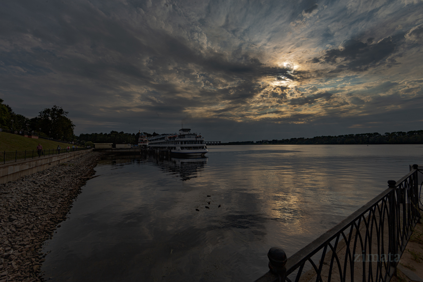 набережная Углича