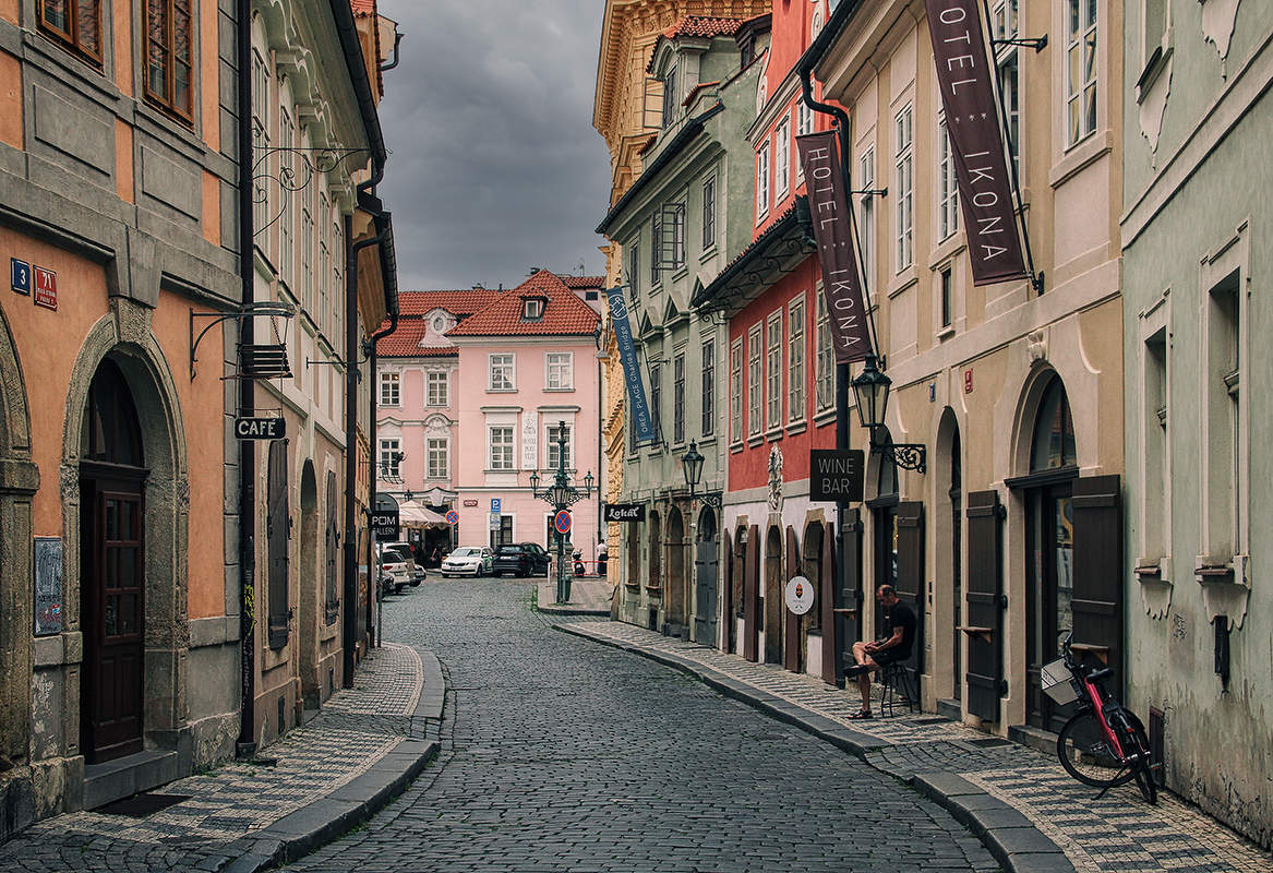 Нет никого...