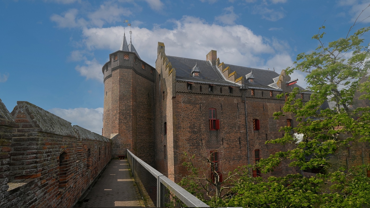 ЗАМОК МЕЙДЕРСЛОТ, НИДЕРЛАНДЫ