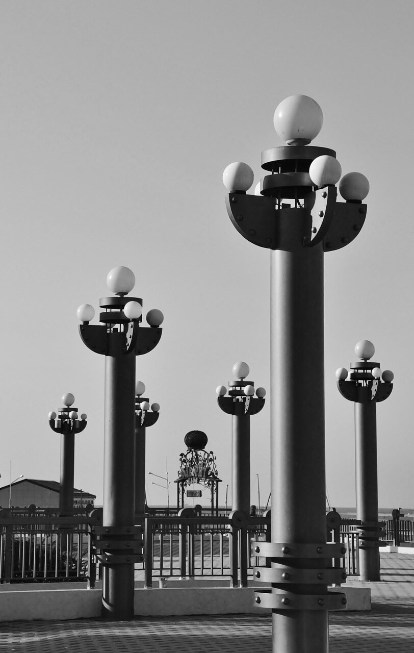 Из серии «Фонари»