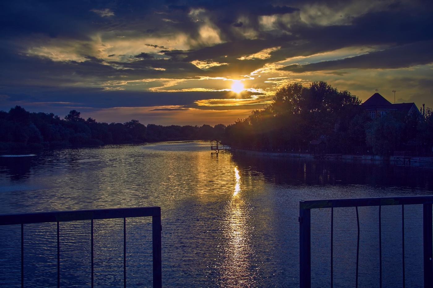 В час заката