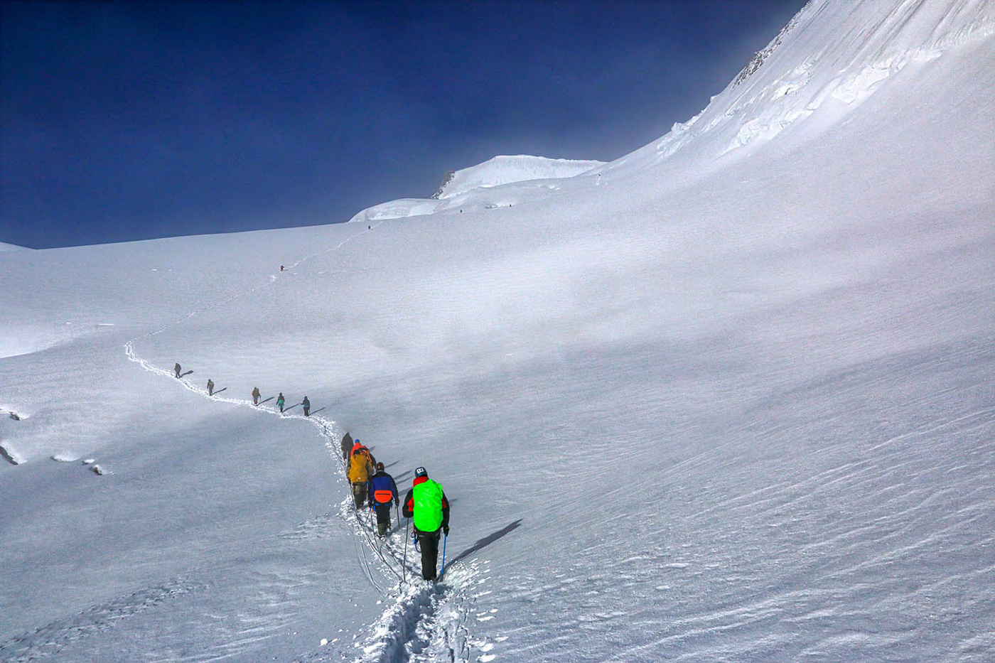 В летних снегах Алтая