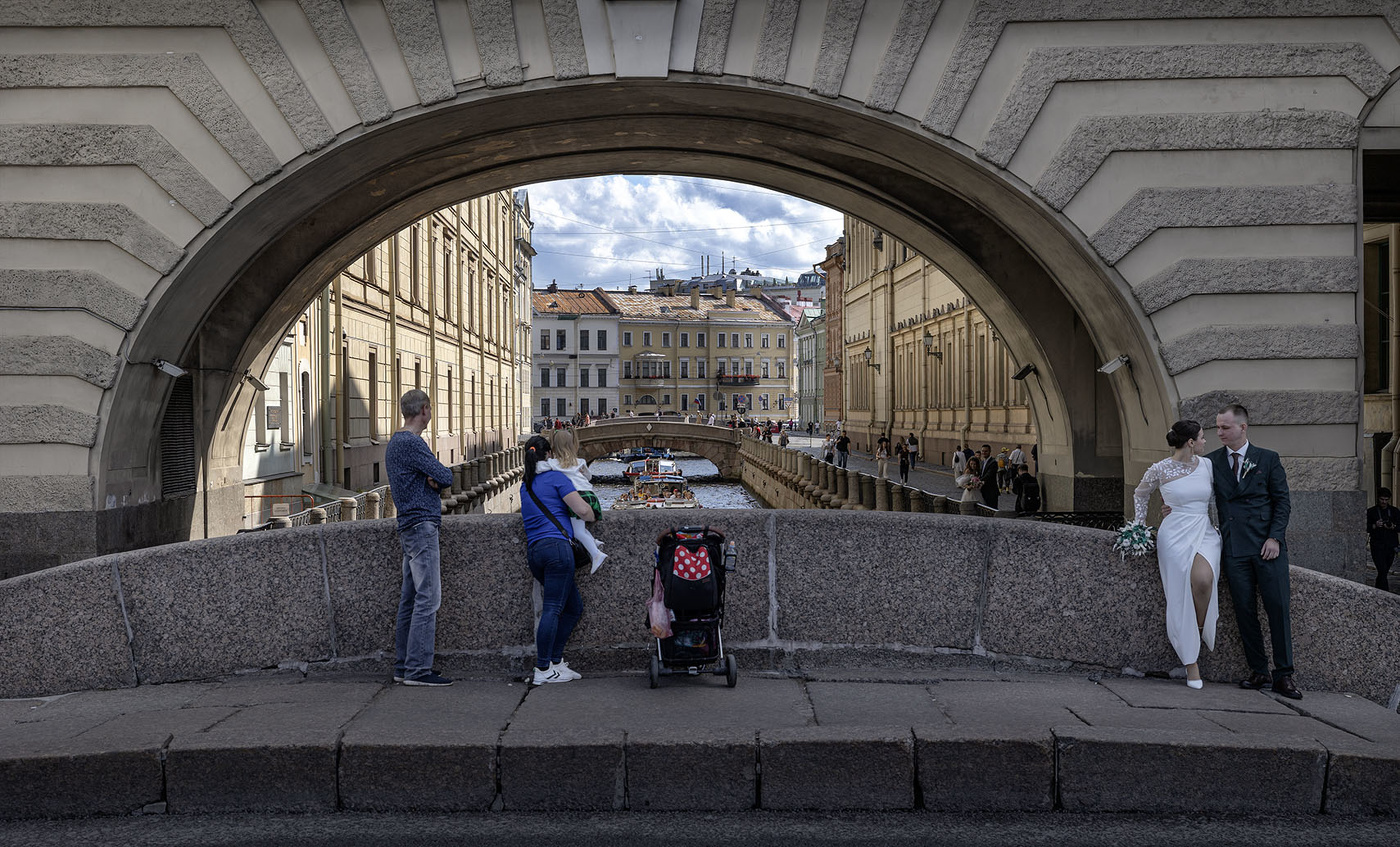 Город и люди...