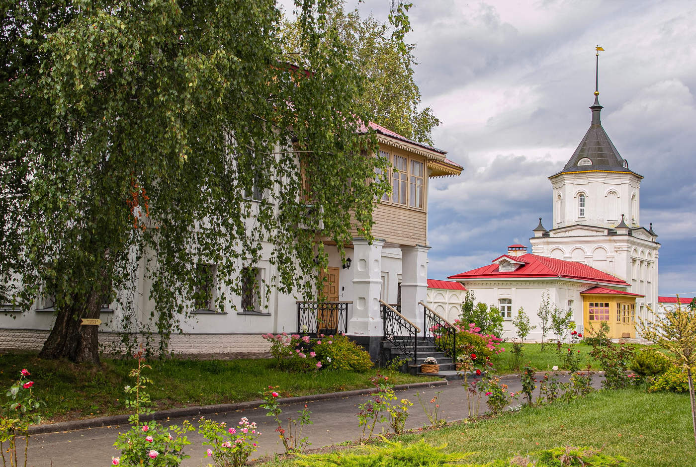 В монастыре