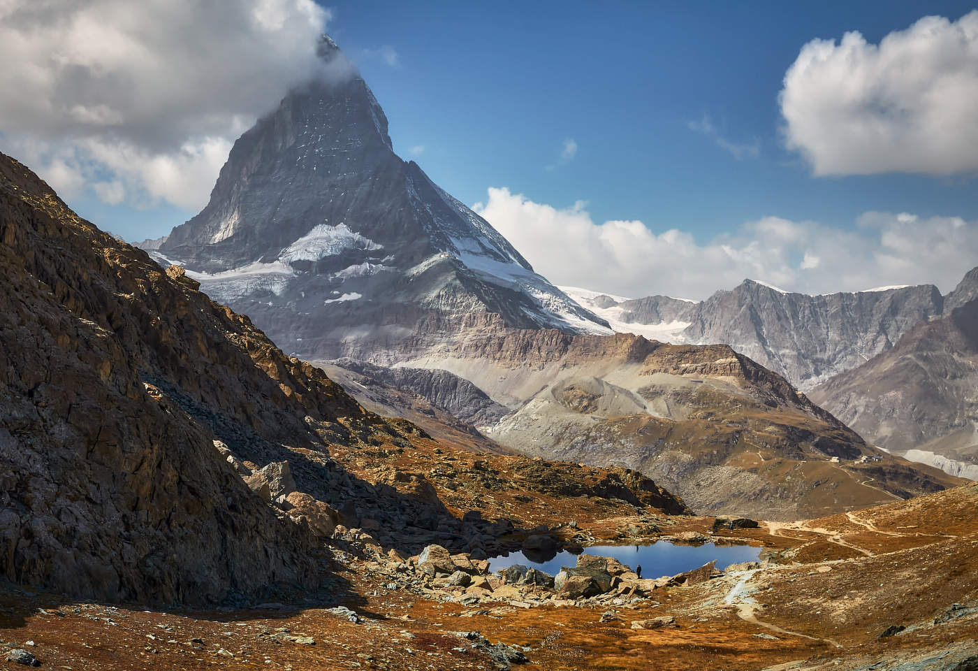 Маттерхорн и рядом