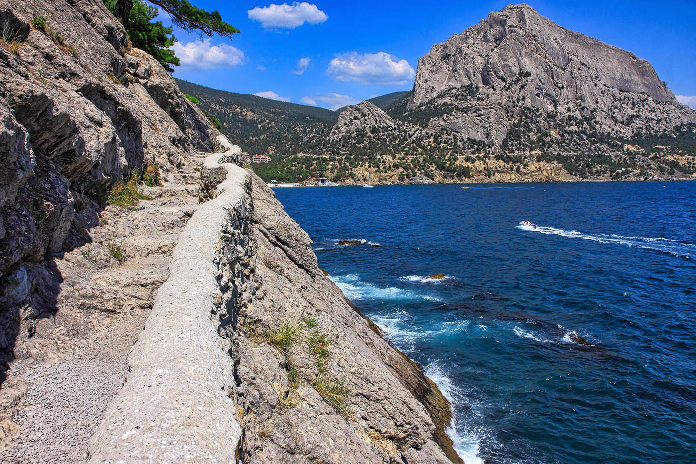 Голицинская тропа