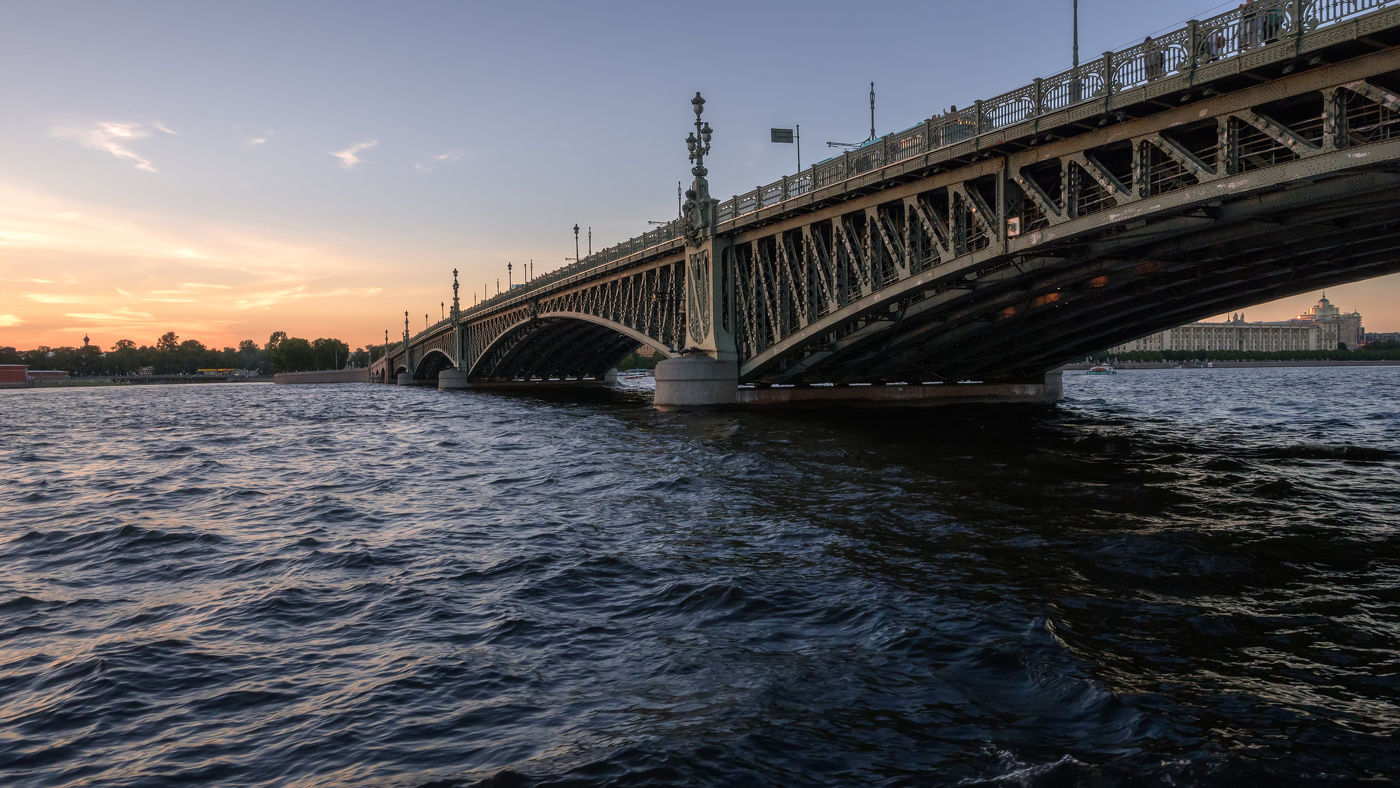 Троицкий мост