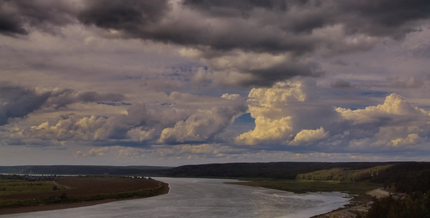 *Над Томью.**