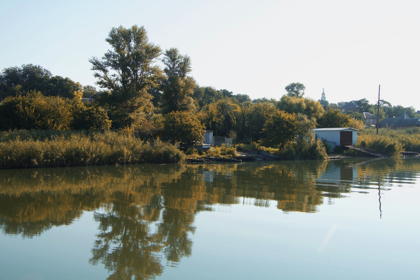 Малый Донец . Безоблачное утро.