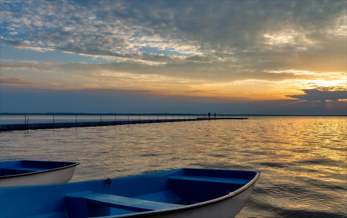 ДО СЕНТЯБРЯ ОДИН ЗАКАТ...