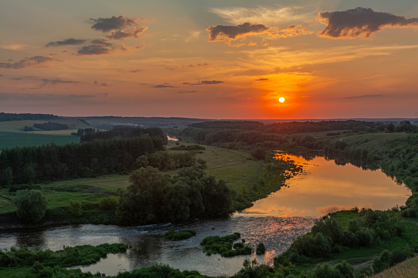 закат на Красивой Мече