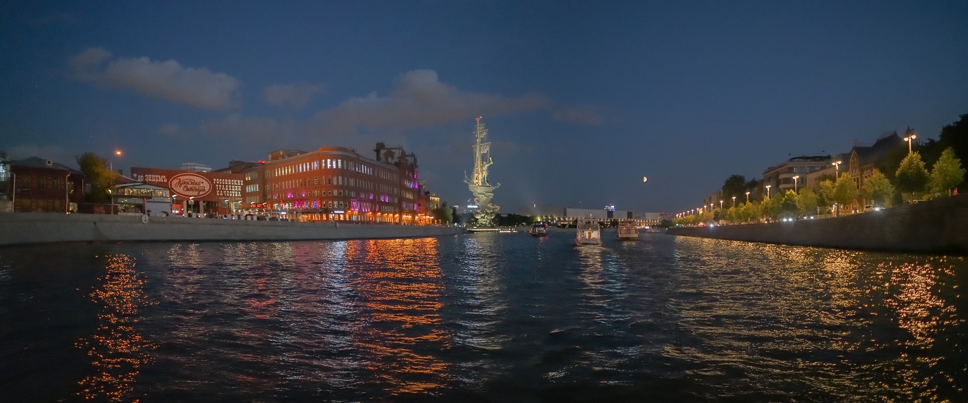 Панорама на остров Балчуг