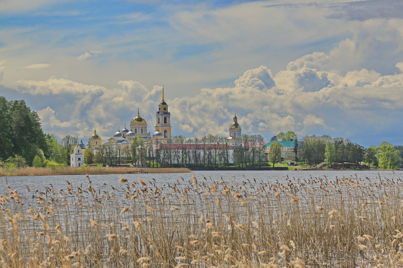 Там, на острове...