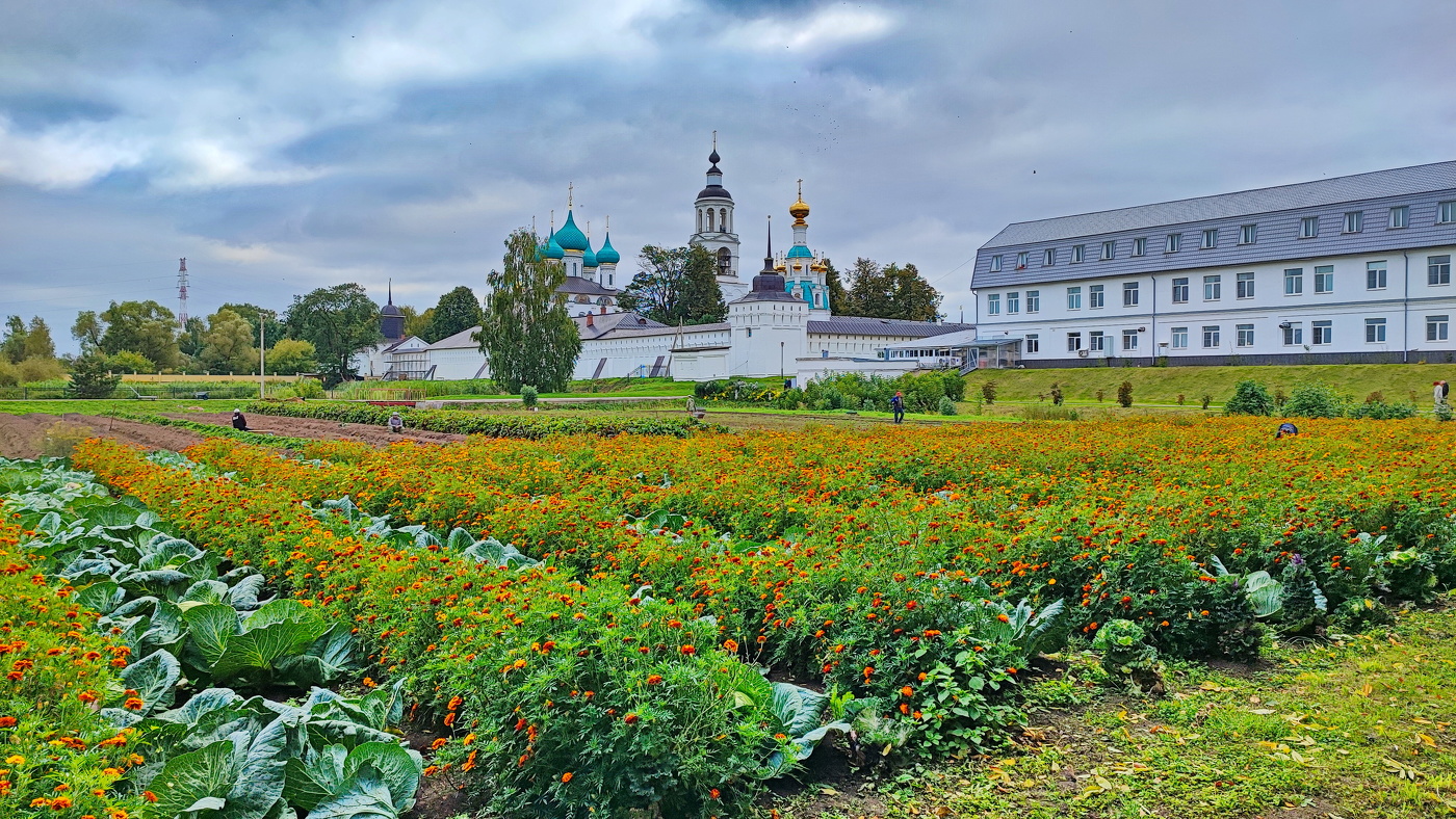 Монастырские огороды