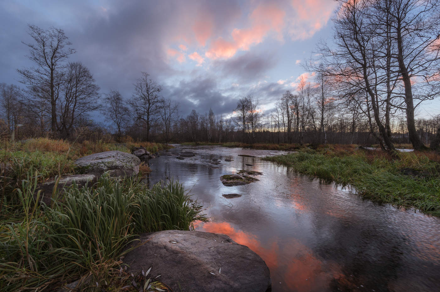 Розовые облака над Вуоксой.