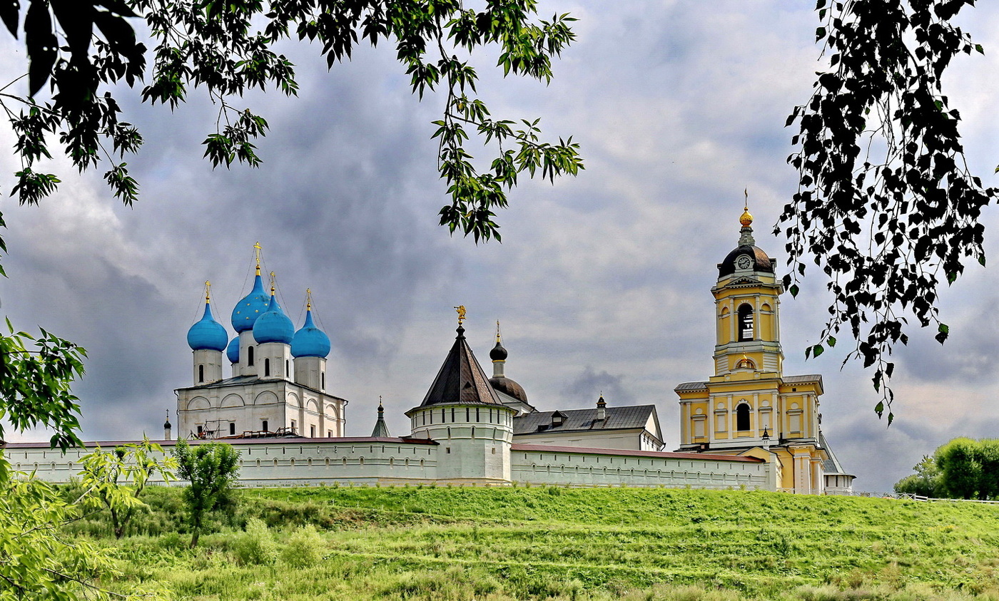 Высоцкий монастырь в Серпухове