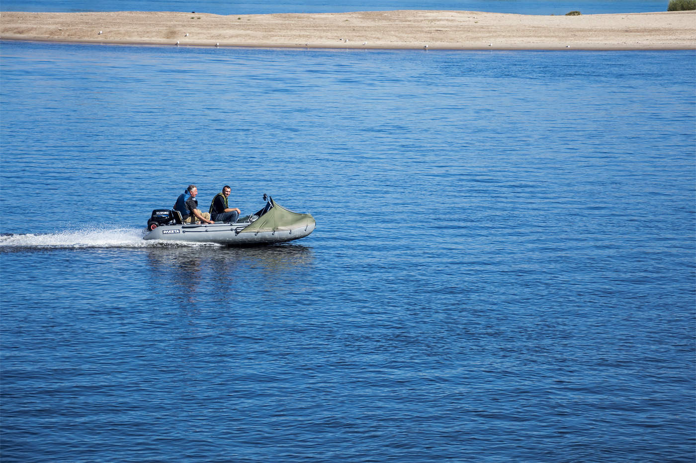 От улыбки станет всем светлей...))
