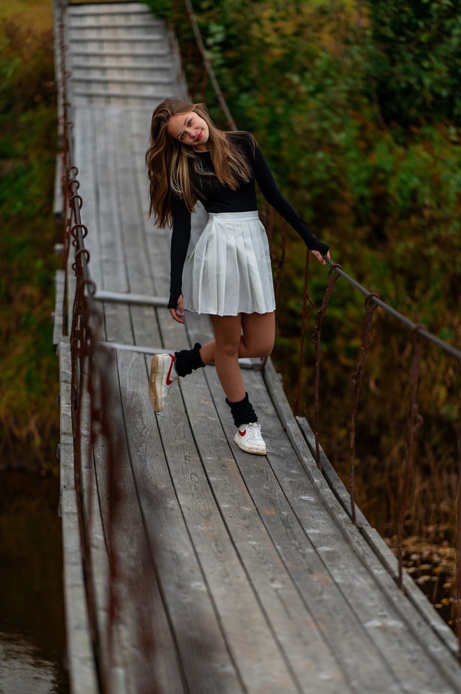 Качаясь на мосту