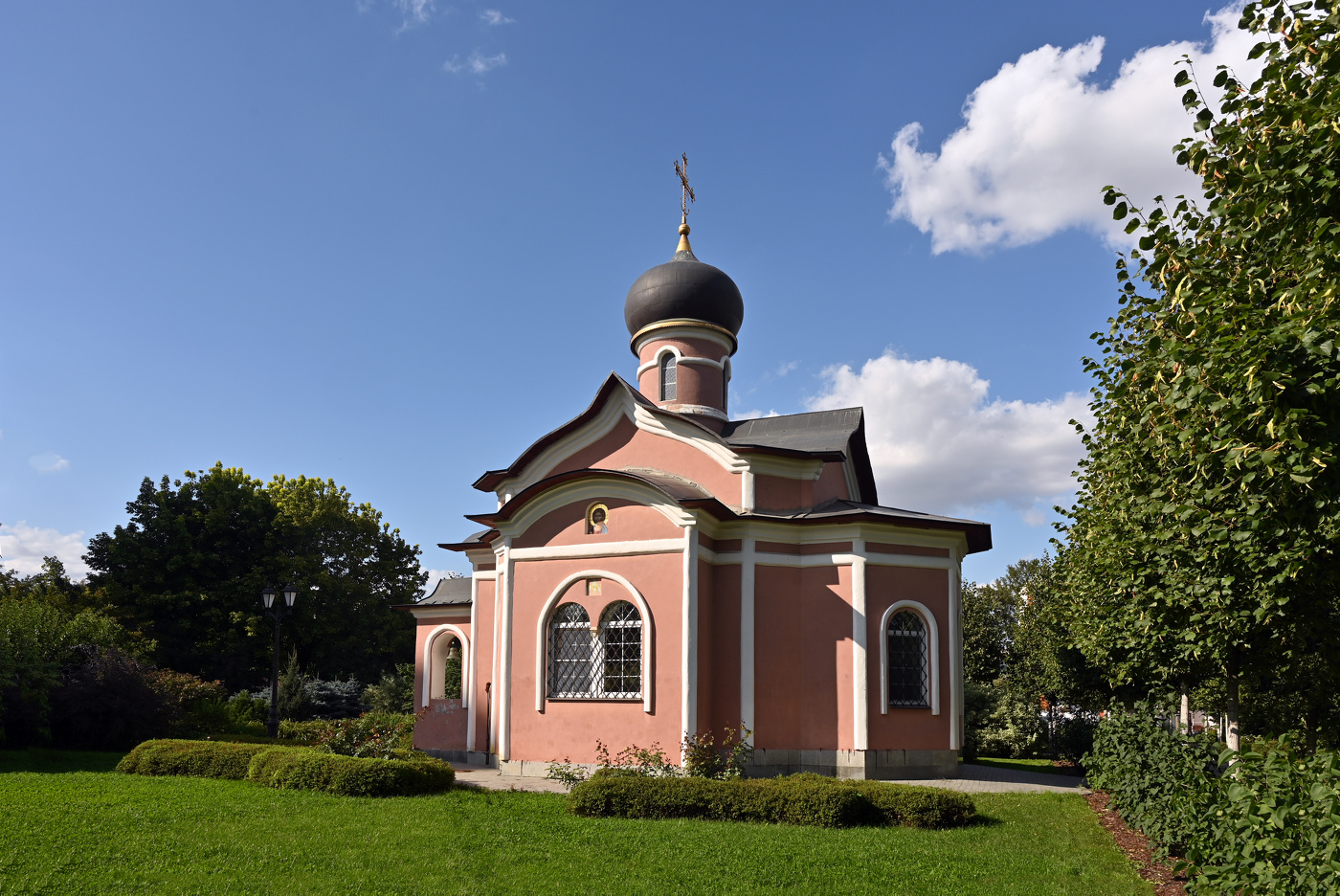 Церковь святителя Тихона