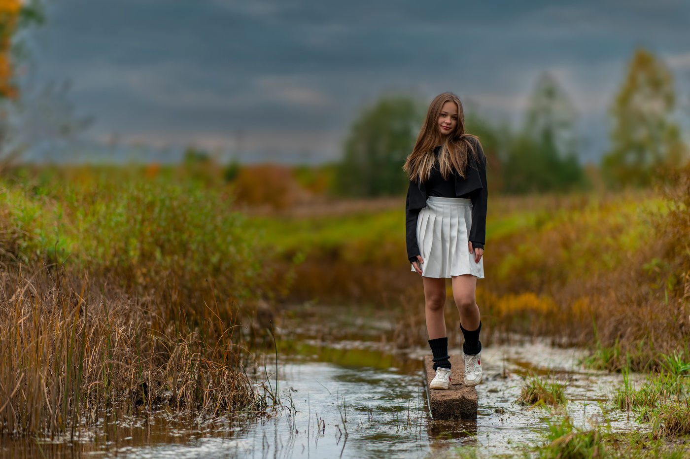 Посреди реки Масляная