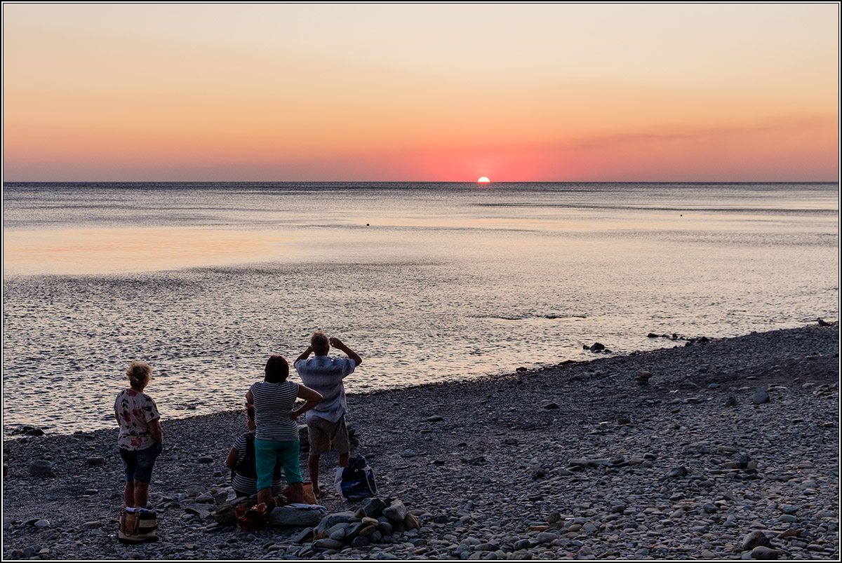 Провожая солнце.