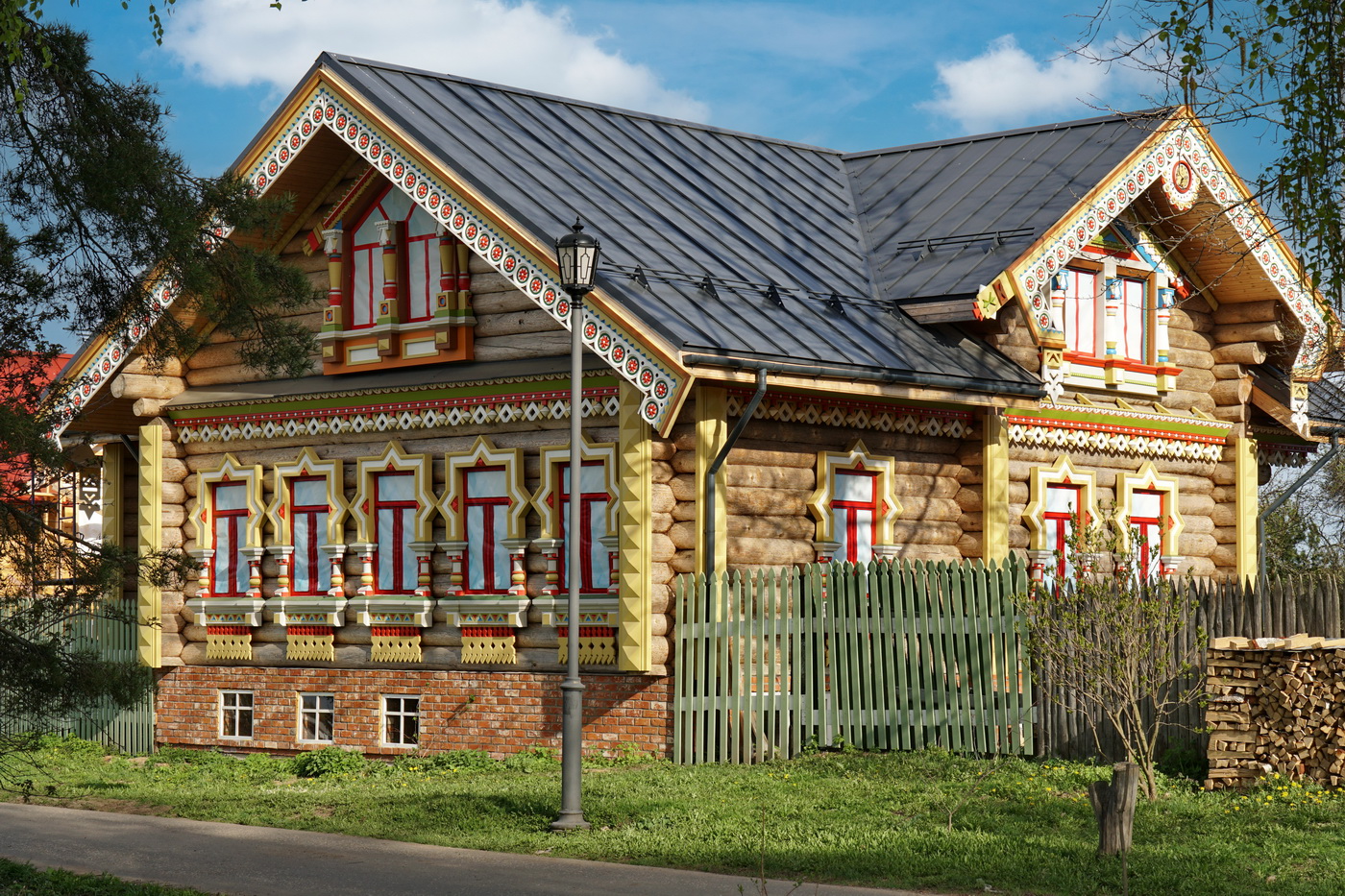 Игрушечный домик