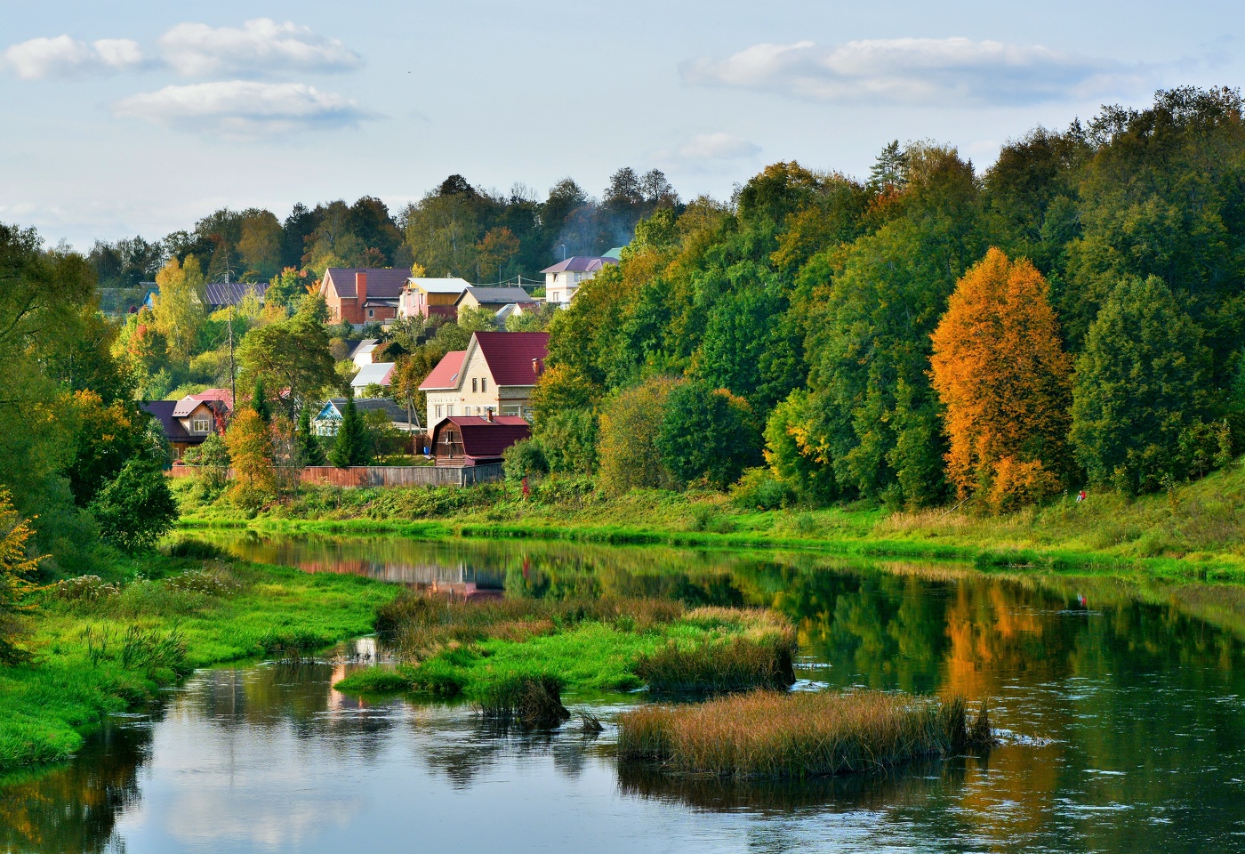 "Заройся вся в осенний шелест, замри ..."