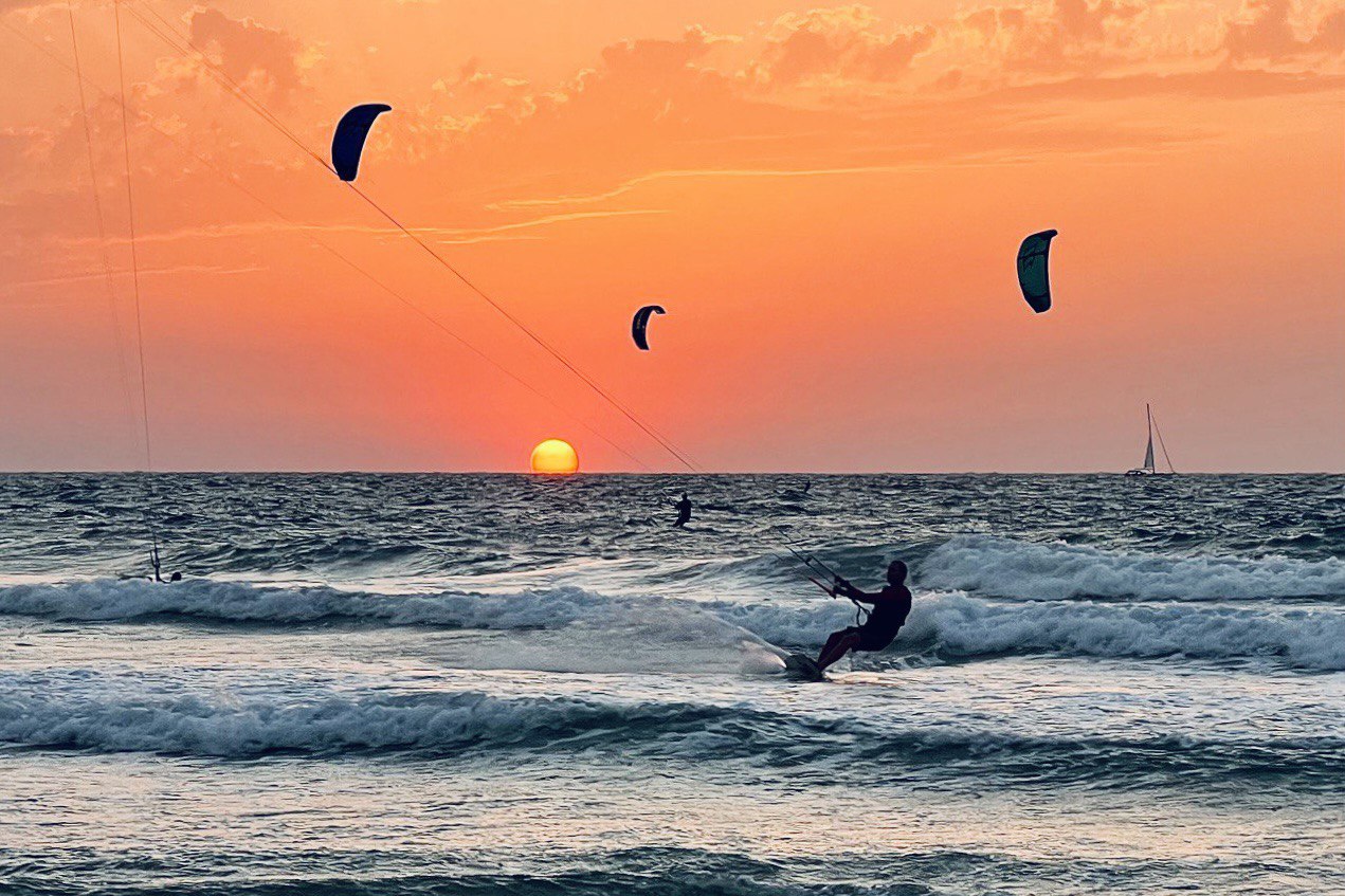 На закате II