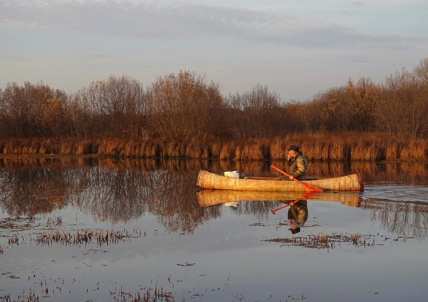 На вечернем озере...