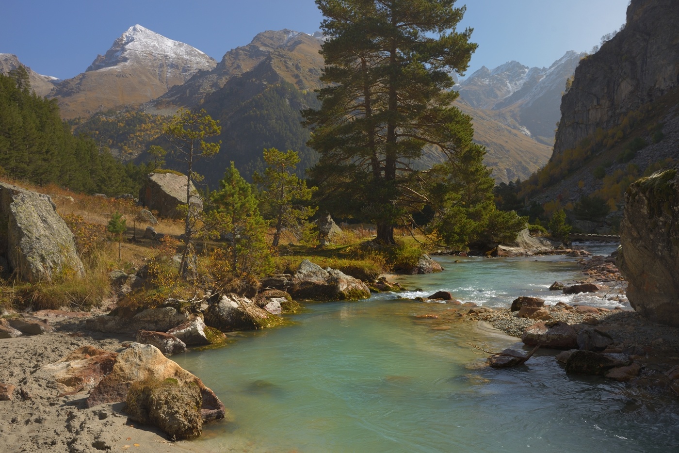 Утро в горах Кавказа