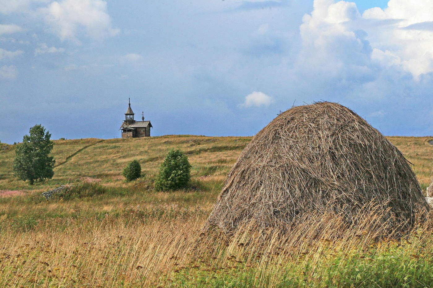 Там на горе...