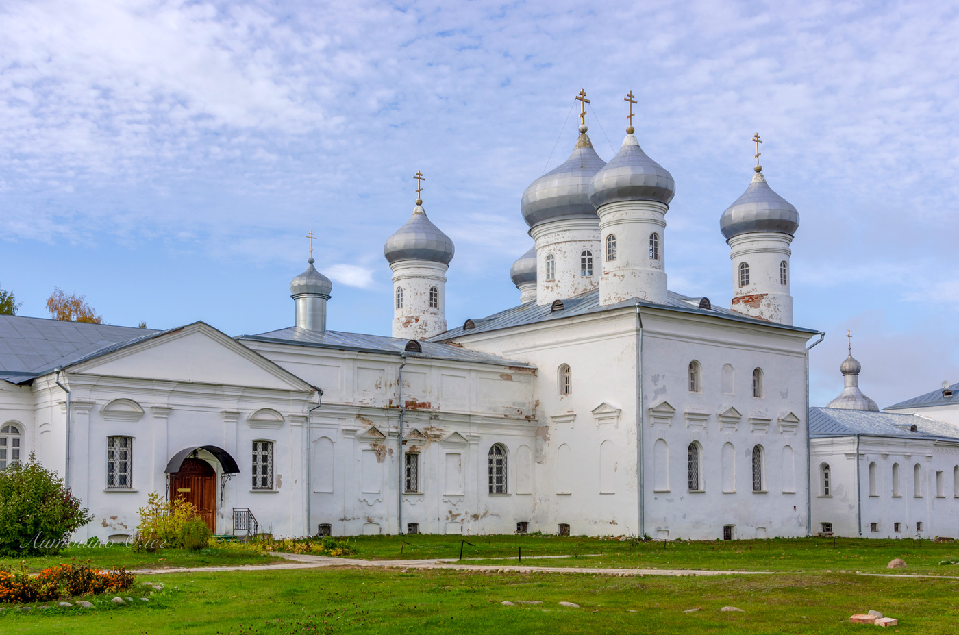 Свято-Юрьев мужской монастырь.