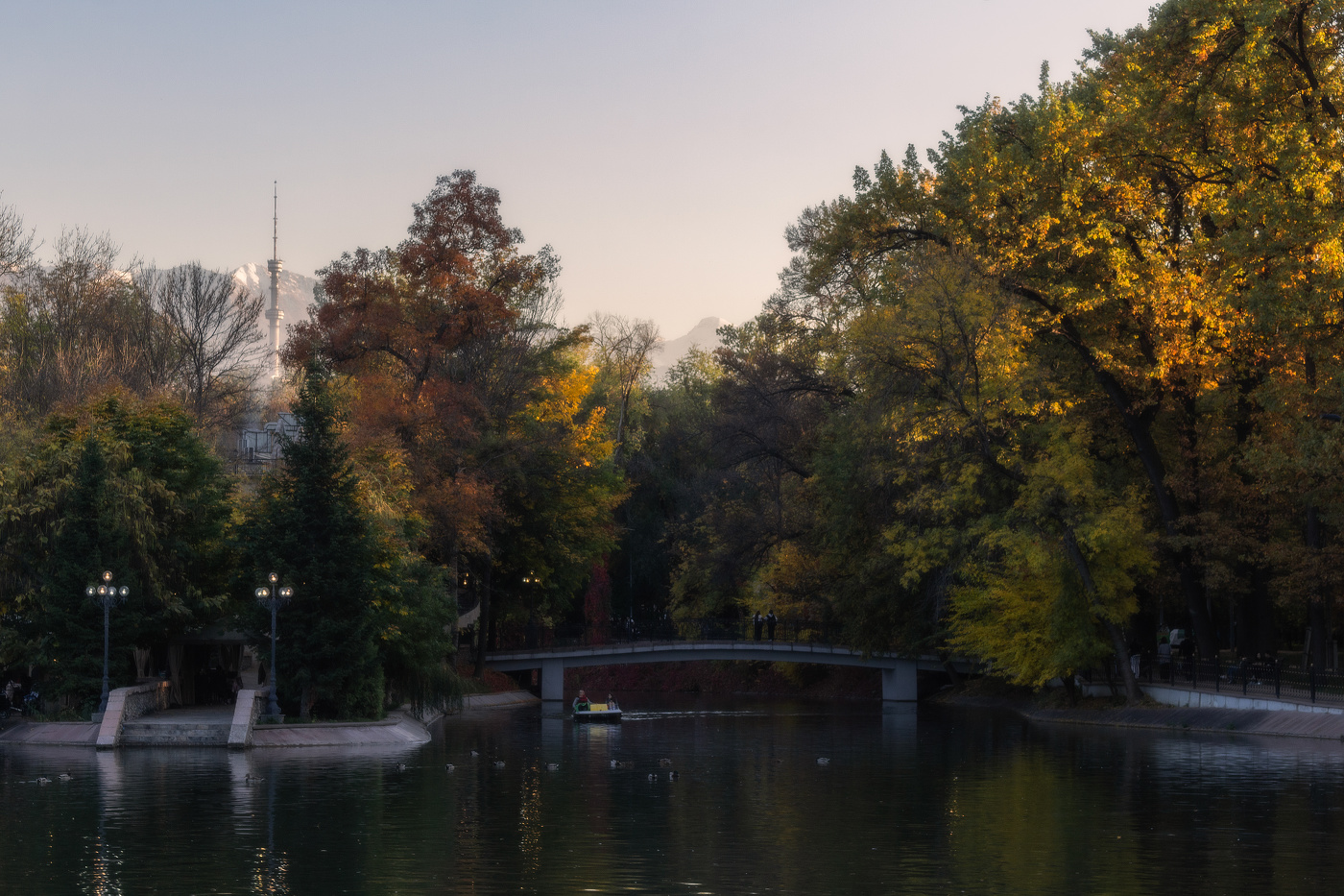 Осень на озере...