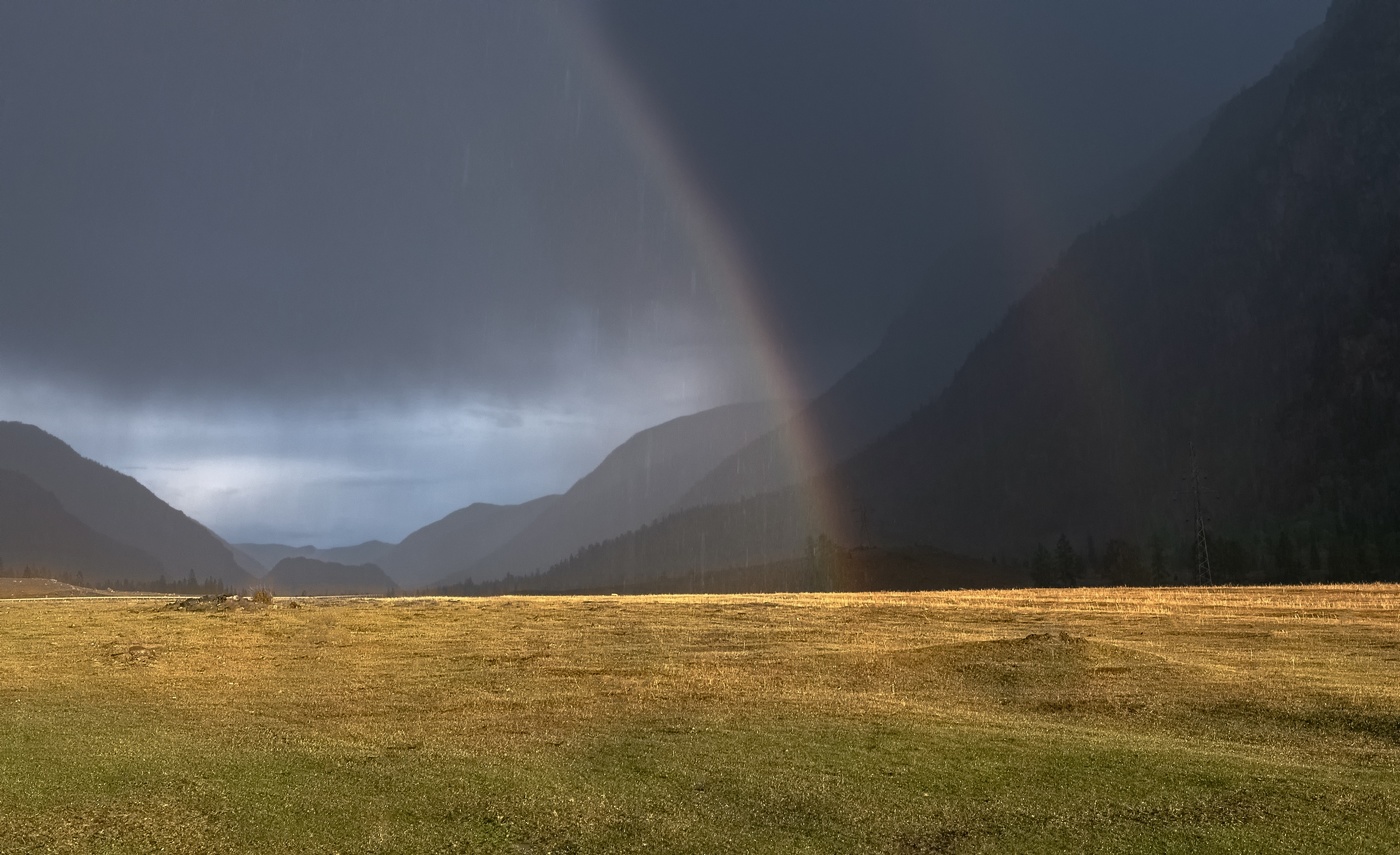 Радуга в горах
