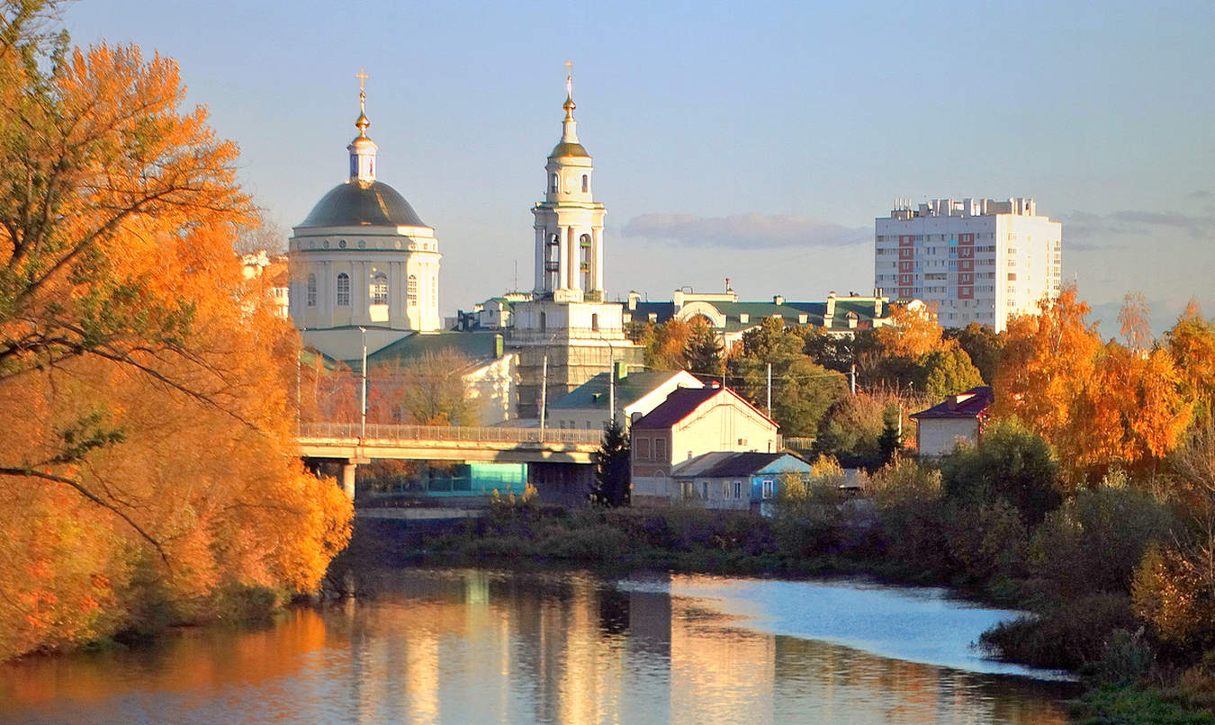 Красочная осень в городе