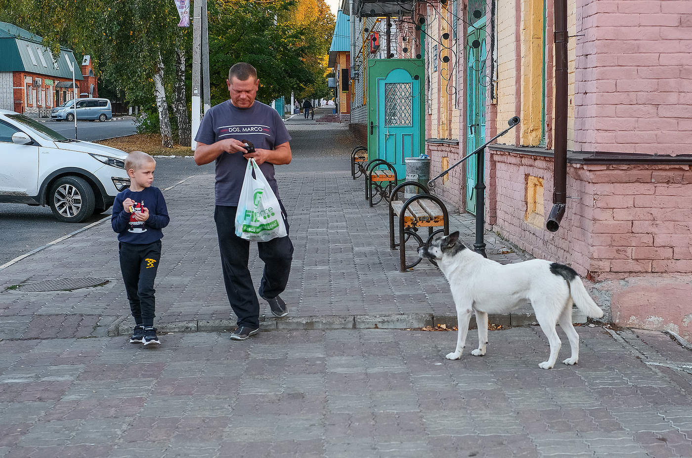 Попрошайка...