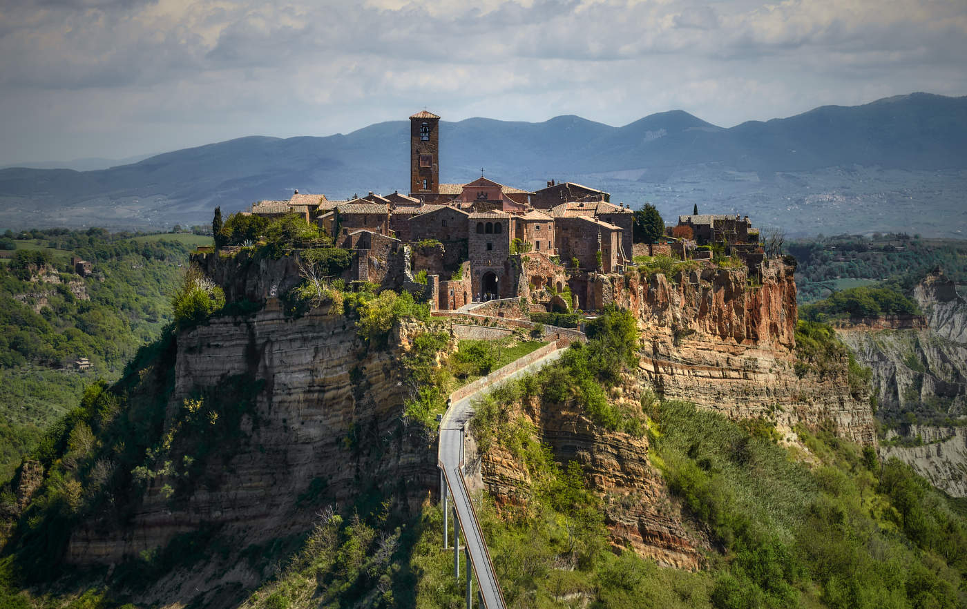 "Умирающий город"