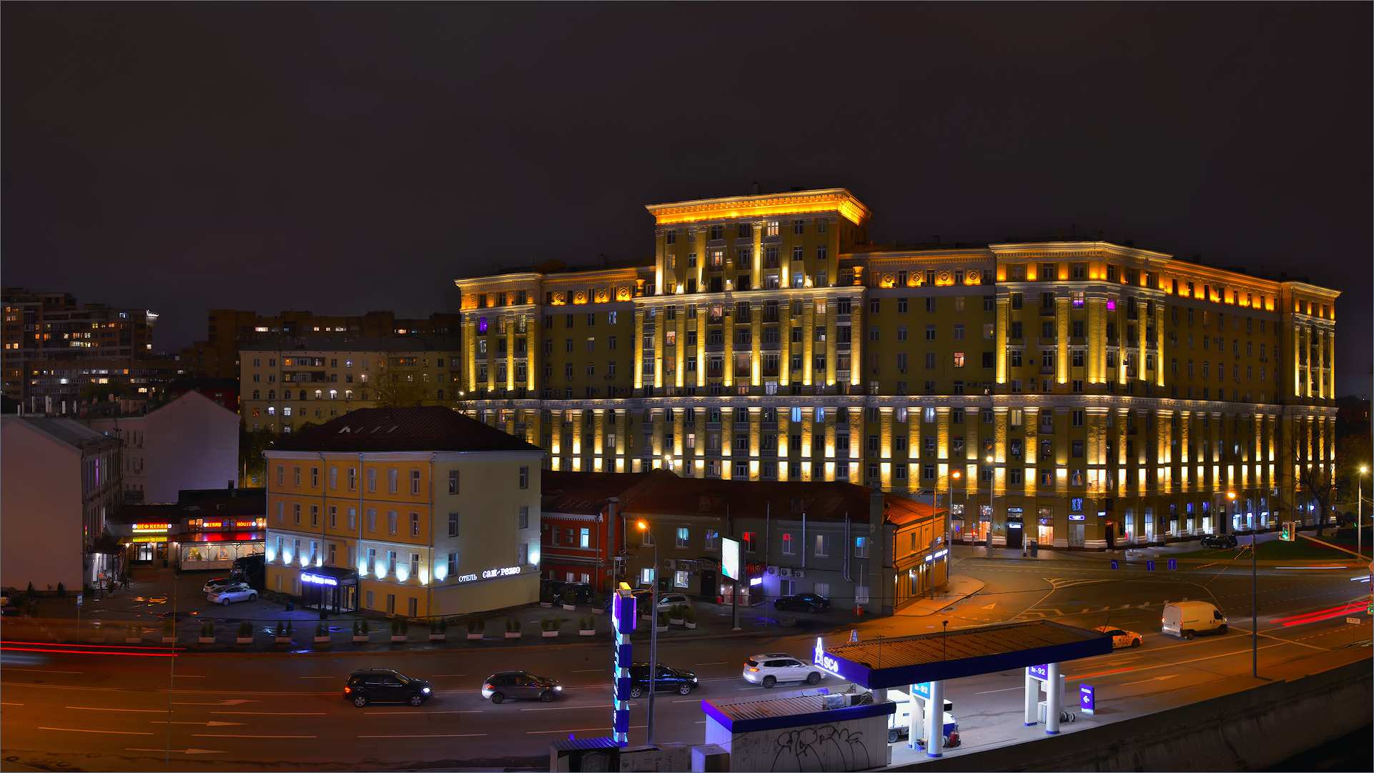 Улица Народная...