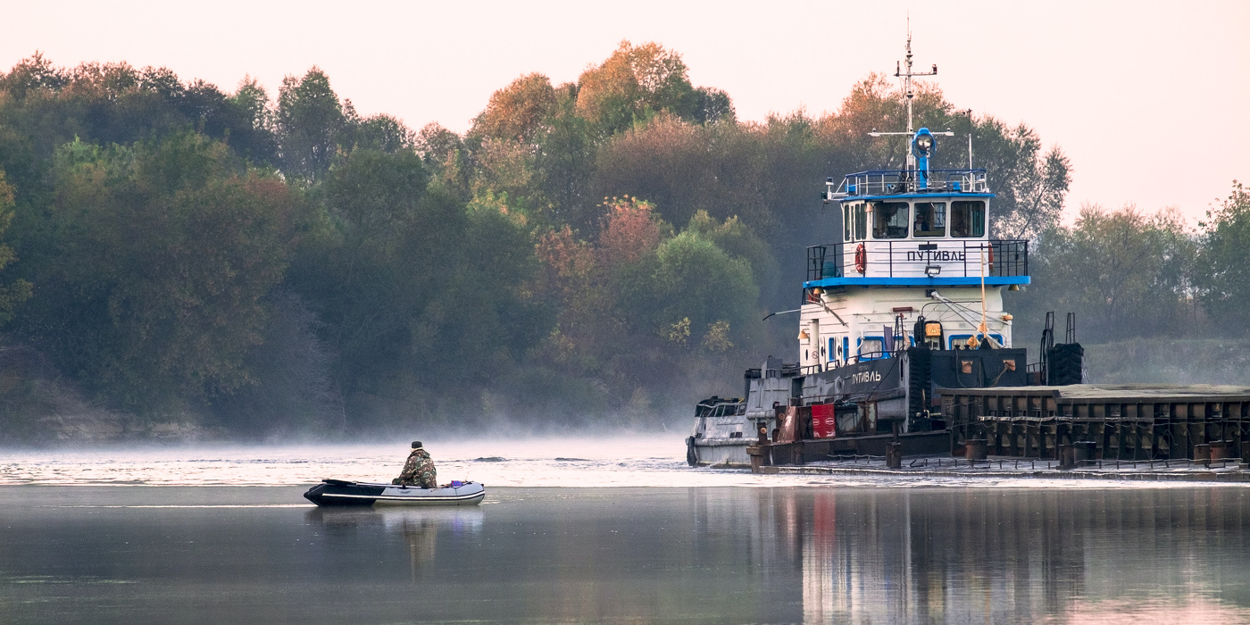 Рано утром на Оке.