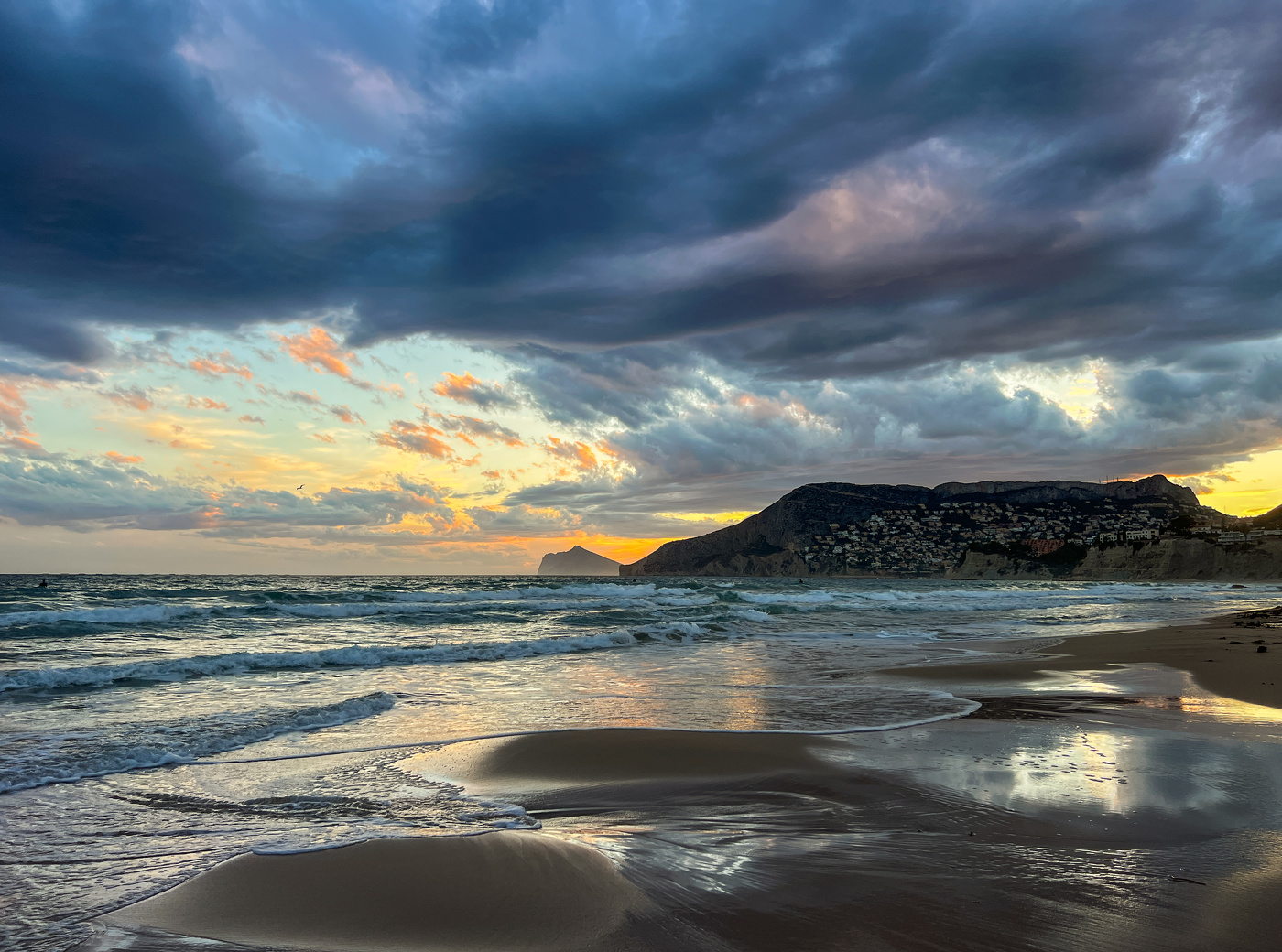 На закате...