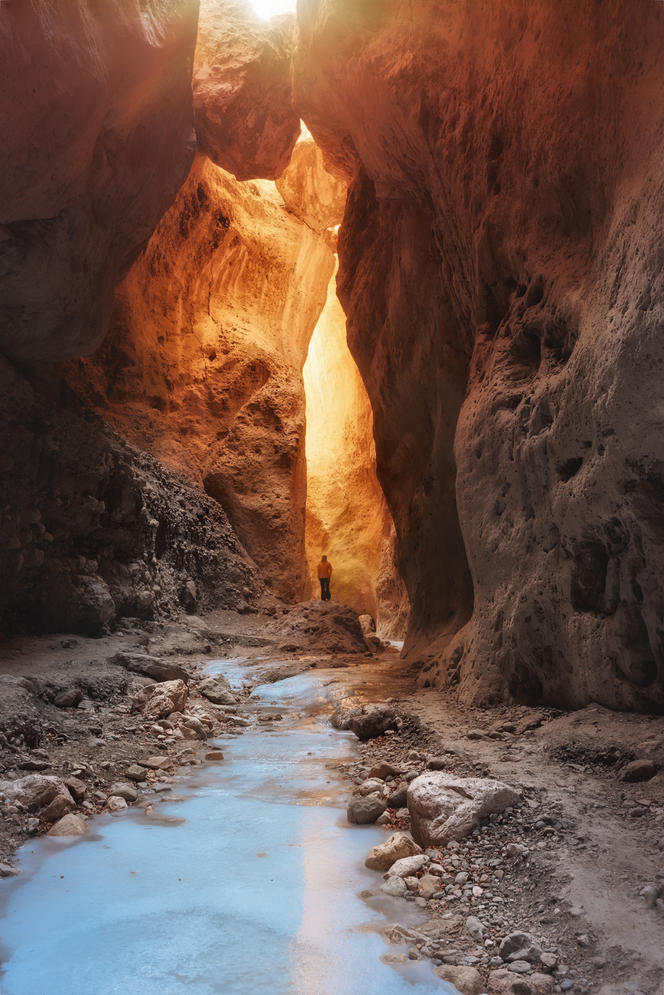 В Карадахской теснине