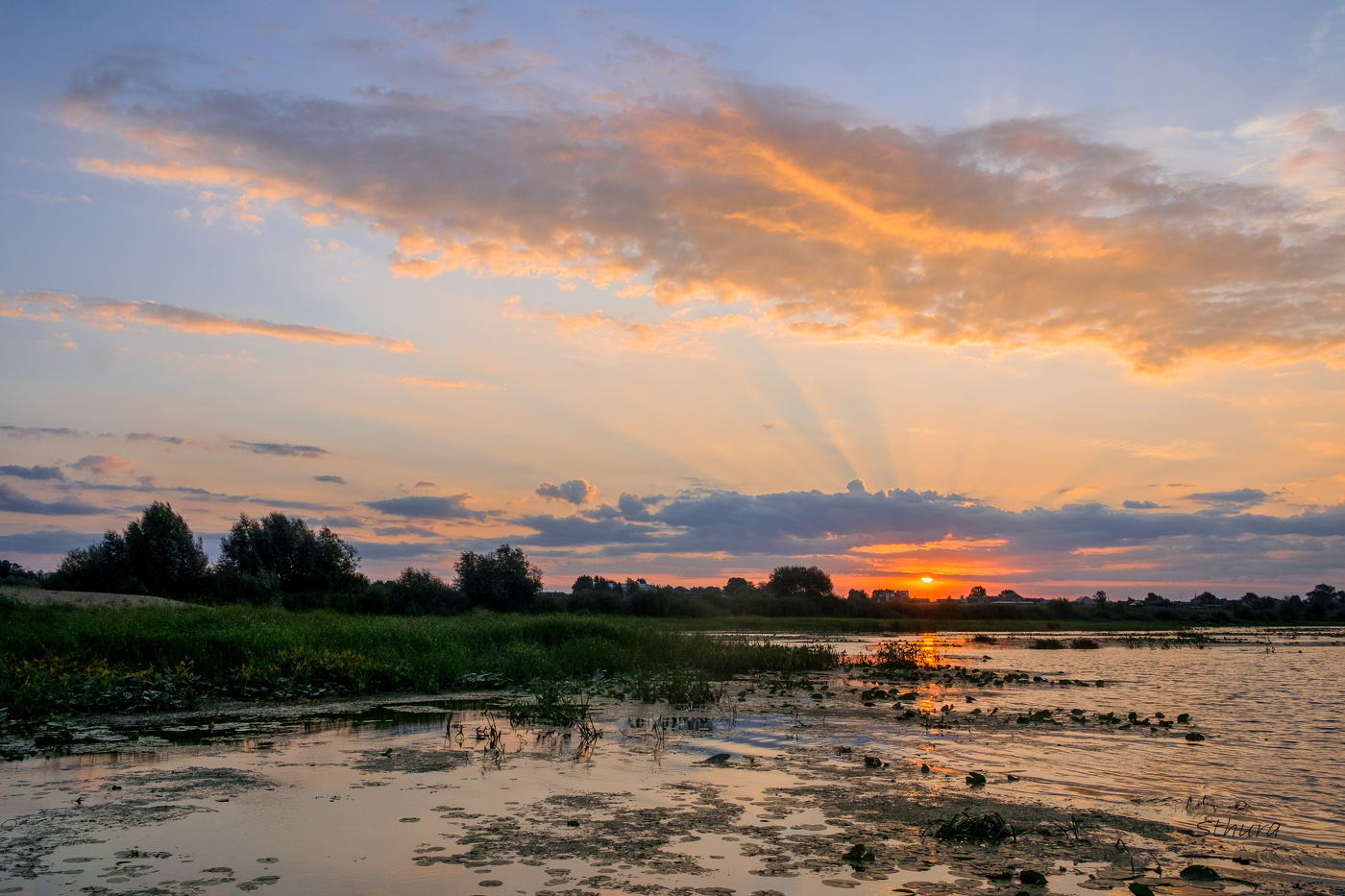 Рассвет. Лето.
