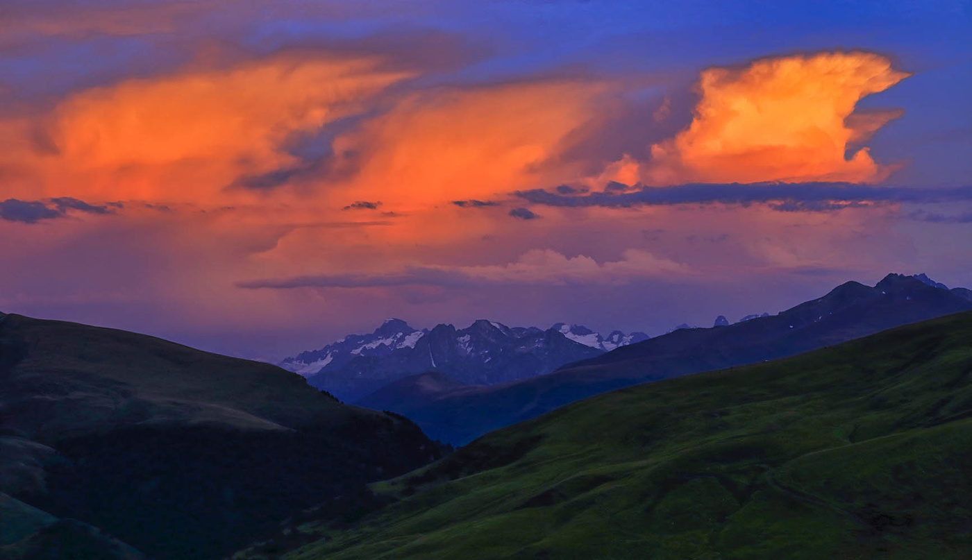 Вечер под перевалом Речепста