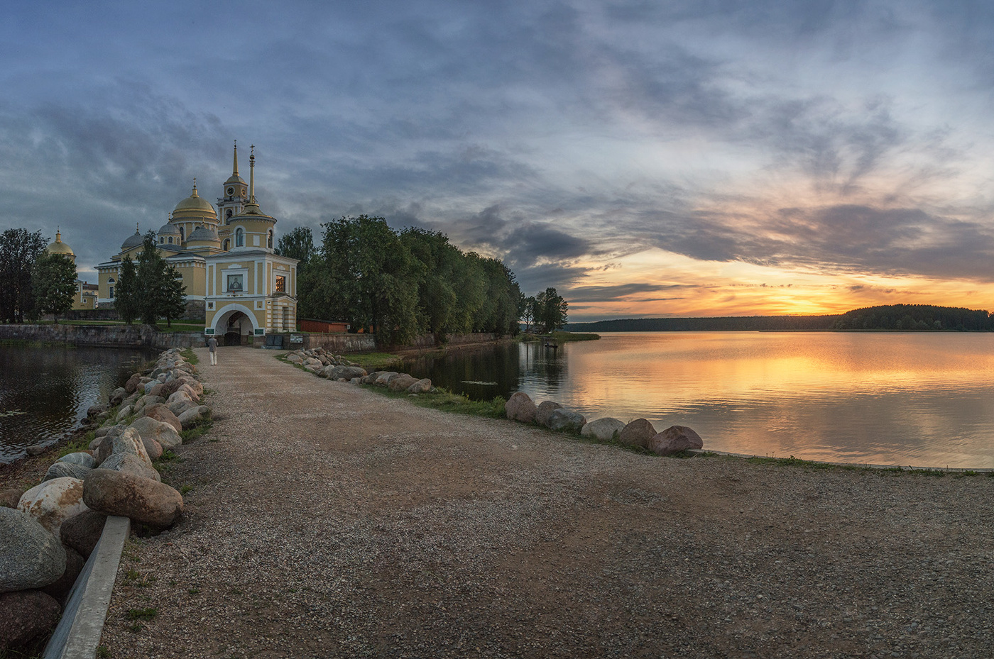 Вечер на Селигере.