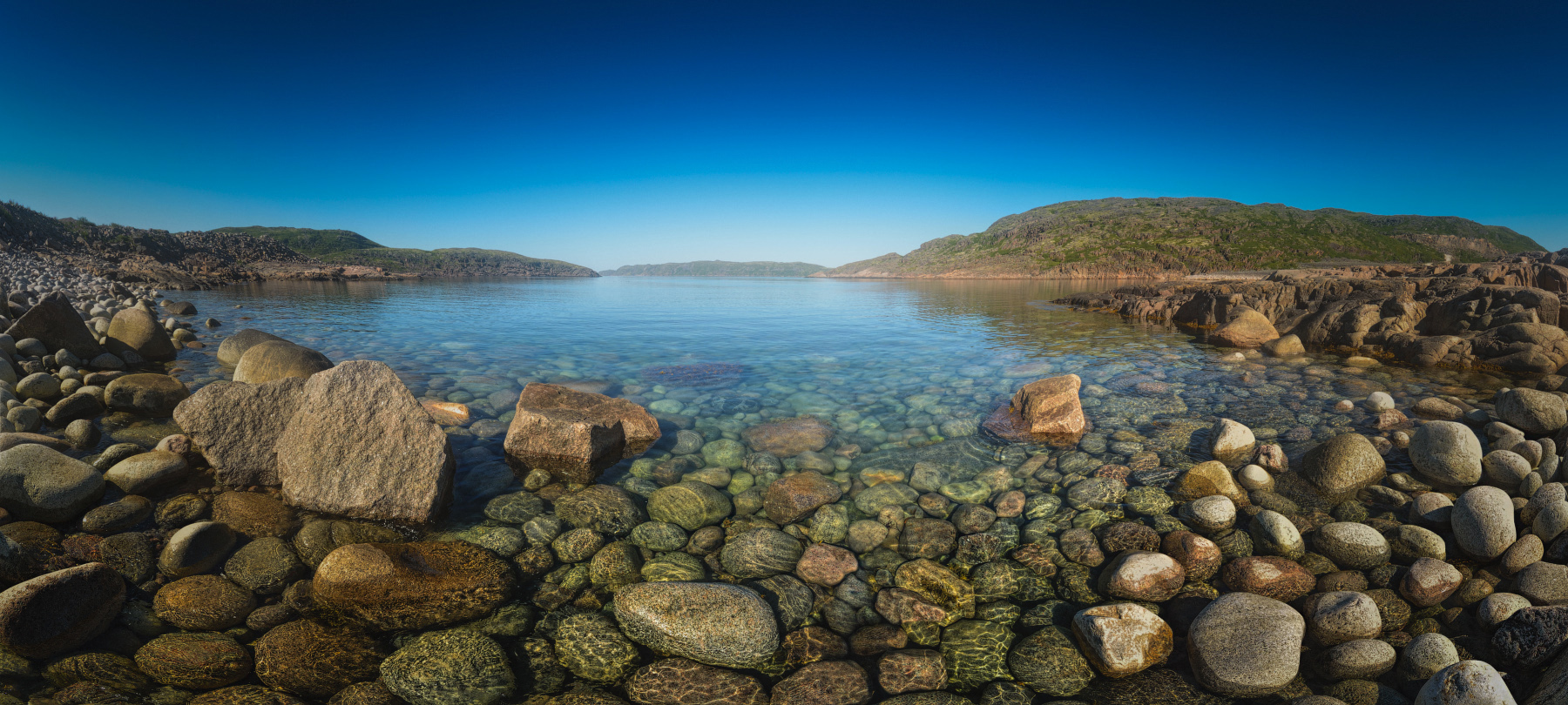 Море цвета южного, хлада северного