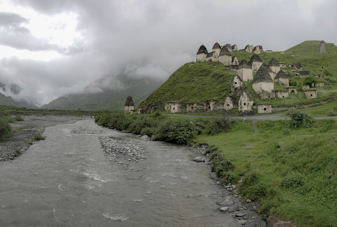Даргавский некрополь