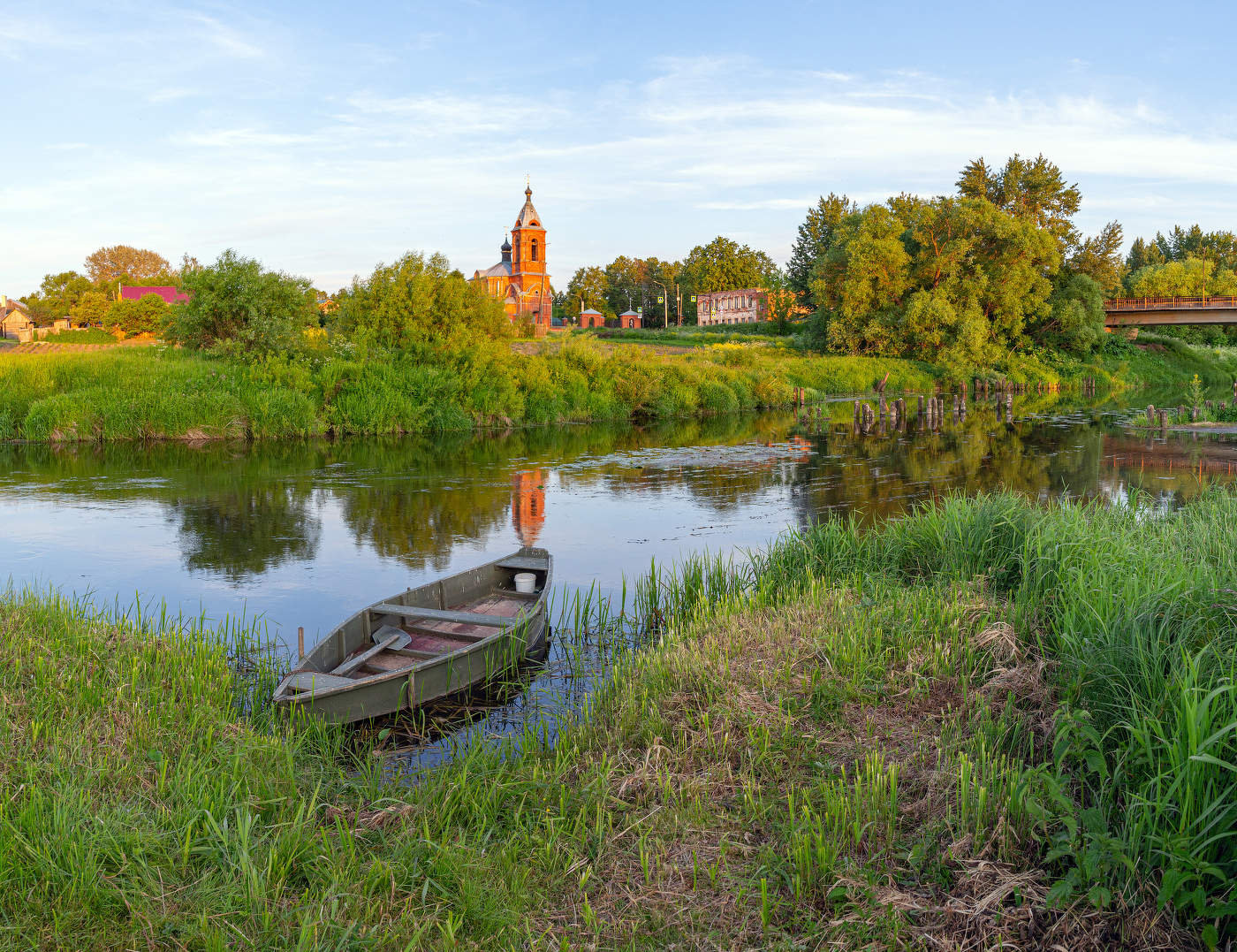 По любимым местам.